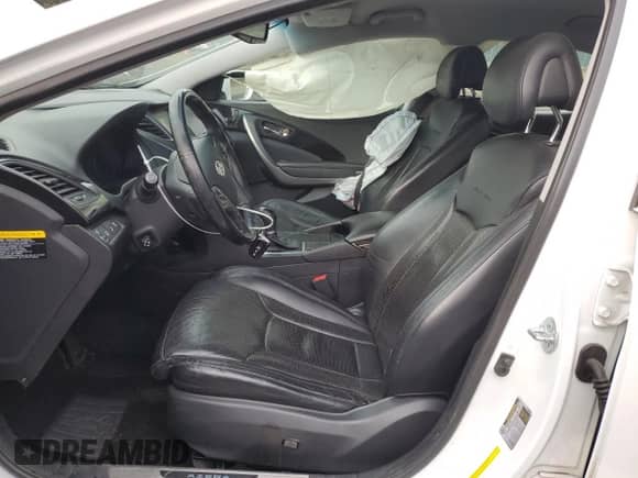 2015 Hyundai Azera с VIN KMHFG4JGXFA469152, выставлен на аукционе Copart как лот 43204565 с пробегом 139 384 миль миль и Списание • Salvage title. История ставок и продаж доступна на DreamBid. Изображение 7.