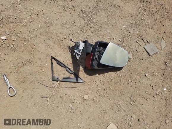 ✅ 2012 BMW X6 35i • VIN: 5UXFG2C58CL778203 • Lot: 63223975. Wystawiony na Copart z przebiegiem 155 982 mil. Bezpłatny archiwum sprzedaży aukcyjnych z USA i szczegółowy raport historii pojazdu na DreamBid. Zdjęcie 13.