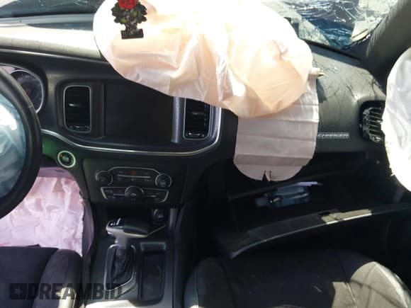 ✅ 2015 Dodge Charger Road/Track • VIN: 2C3CDXCT6FH777503 • Лот: 42299209. Опубликован ранее на IAAI с пробегом 116 006 миль. Бесплатный доступ к архиву аукционных продаж из США и подробный отчёт об истории автомобиля на DreamBid. Изображение 5.