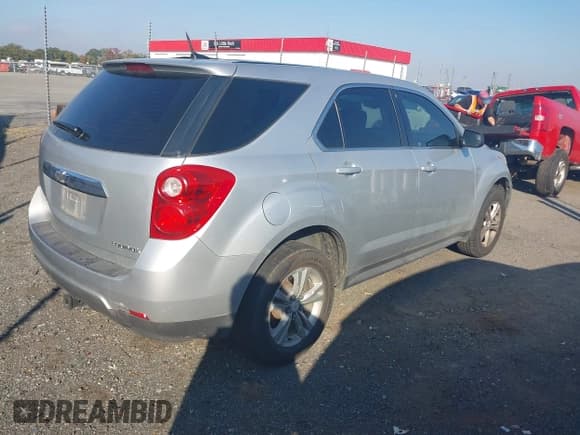 ✅ 2013 Chevrolet Equinox LS • VIN: 1GNALBEK0DZ111948 • Лот: 43610937. Опубликован ранее на IAAI с пробегом 254 843 миль. Бесплатный доступ к архиву аукционных продаж из США и подробный отчёт об истории автомобиля на DreamBid. Изображение 4.