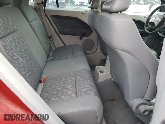 ✅ 2007 Dodge Caliber • VIN: 1B3HB28B97D320713 • Лот: 84029034. Опубликован ранее на Copart с пробегом 198 098 миль. Бесплатный доступ к архиву аукционных продаж из США и подробный отчёт об истории автомобиля на DreamBid. Изображение 10.