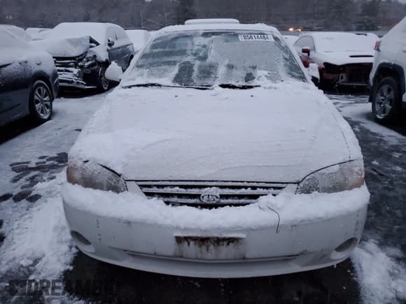 ✅ 2002 Kia Spectra • VIN: KNAFB121925102724 • Лот: 85814484. Опубликован ранее на Copart с пробегом Не указан. Бесплатный доступ к архиву аукционных продаж из США и подробный отчёт об истории автомобиля на DreamBid. Изображение 5.