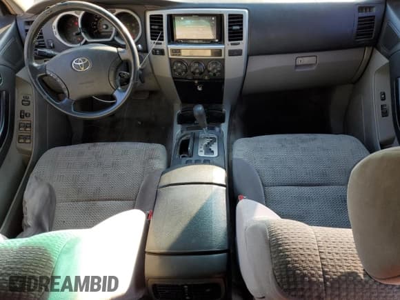 ✅ 2004 Toyota 4Runner SR5 • VIN: JTEZT14R148004705 • Lot: 92858215. Listed on Copart with 278,221 mi. Free auction sales archive from the USA and detailed vehicle history report at DreamBid. Image 8.