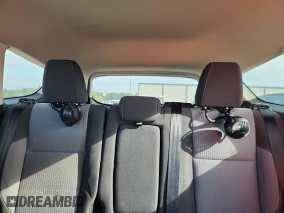 ✅ 2017 Ford Escape SE • VIN: 1FMCU9GD8HUD52709 • Lot: 92087095. Wystawiony na Copart z przebiegiem 78 559 mil. Bezpłatny archiwum sprzedaży aukcyjnych z USA i szczegółowy raport historii pojazdu na DreamBid. Zdjęcie 10.