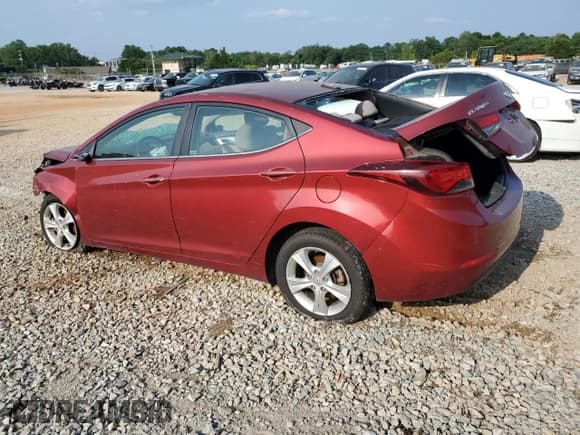 ✅ 2016 Hyundai Elantra SE • VIN: 5NPDH4AE6GH673898 • Lot: 60817505. Listed on Copart with Not provided. Free auction sales archive from the USA and detailed vehicle history report at DreamBid. Image 2.