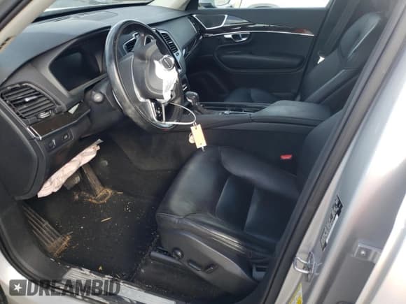 ✅ 2018 Volvo XC90 Momentum • VIN: YV4102KK3J1356546 • Lot: 78831874. Listed on Copart with 103,961 mi. Free auction sales archive from the USA and detailed vehicle history report at DreamBid. Image 7.