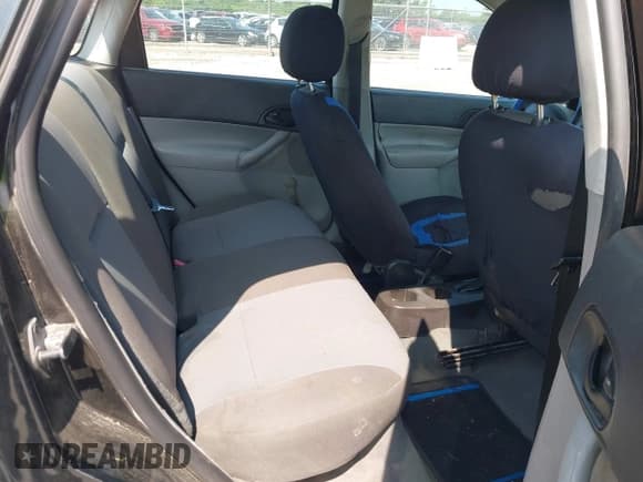 ✅ 2007 Ford Focus S • VIN: 1FAFP34N67W302628 • Lot: 42517438. Listed on IAAI with 163,343 mi. Free auction sales archive from the USA and detailed vehicle history report at DreamBid. Image 8.