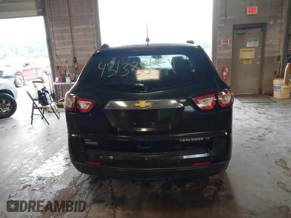✅ 2015 Chevrolet Traverse LT • VIN: 1GNKVHKD7FJ287503 • Lot: 43138804. Listed on IAAI with 162,271 mi. Free auction sales archive from the USA and detailed vehicle history report at DreamBid. Image 16.