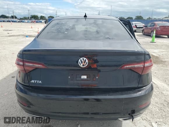✅ 2021 Volkswagen Jetta S • VIN: 3VWC57BU6MM038047 • Lot: 91872335. Wystawiony na Copart z przebiegiem 44 255 mil. Bezpłatny archiwum sprzedaży aukcyjnych z USA i szczegółowy raport historii pojazdu na DreamBid. Zdjęcie 6.