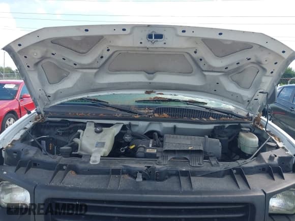 ✅ 2014 GMC Savana • VIN: 1GTW7GCG9E1134157 • Lot: 42796798. Wystawiony na IAAI z przebiegiem 185 738 mil. Bezpłatny archiwum sprzedaży aukcyjnych z USA i szczegółowy raport historii pojazdu na DreamBid. Zdjęcie 10.