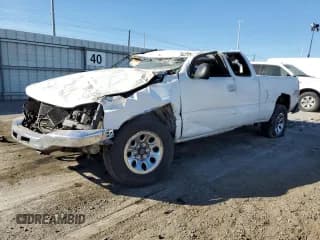 ✅ 2005 GMC Sierra 1500 SLT • VIN: 2GTEK19T551228090 • Lot: 89854215. Wystawiony na Copart z przebiegiem Nie podano. Bezpłatny archiwum sprzedaży aukcyjnych z USA i szczegółowy raport historii pojazdu na DreamBid. Zdjęcie 1.