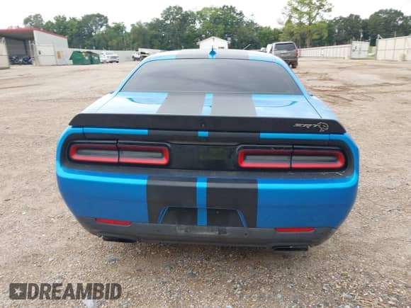 2016 Dodge Challenger SRT Hellcat z VIN 2C3CDZC90GH254687, wystawiony jako IAAI lot #43057103 z przebiegiem 54 293 mil mil oraz . Historia ofert i sprzedaży dostępna na DreamBid. Obrazek 16.