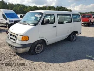✅ 1998 Dodge Cargo • VIN: 2B7HB11X4WK156614 • Lot: 71342094. Listed on Copart with 56,869 mi. Free auction sales archive from the USA and detailed vehicle history report at DreamBid. Image 1.