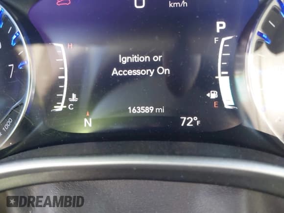 ✅ 2021 Chrysler Pacifica Touring • VIN: 2C4RC1FG5MR526449 • Lot: 43463259. Wystawiony na IAAI z przebiegiem 163 589 mil. Bezpłatny archiwum sprzedaży aukcyjnych z USA i szczegółowy raport historii pojazdu na DreamBid. Zdjęcie 16.