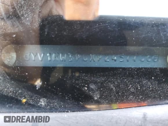 ✅ 2009 Volvo V50 2.4L • VIN: YV1MW390X92457706 • Lot: 62789205. Listed on Copart with 170,277 mi. Free auction sales archive from the USA and detailed vehicle history report at DreamBid. Image 14.