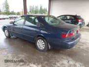 ✅ 1998 Toyota Camry LE • VIN: JT2BG22K5W0216460 • Лот: 43701134. Опубликован ранее на IAAI с пробегом 215 202 миль. Бесплатный доступ к архиву аукционных продаж из США и подробный отчёт об истории автомобиля на DreamBid. Изображение 3.
