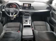 ✅ 2018 Audi SQ5 Premium Plus • VIN: WA1A4AFY2J2008032 • Лот: 69949885. Опубликован ранее на Copart с пробегом 132 953 миль. Бесплатный доступ к архиву аукционных продаж из США и подробный отчёт об истории автомобиля на DreamBid. Изображение 8.