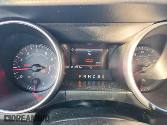 ✅ 2018 Ford Mustang EcoBoost • VIN: 1FA6P8TH4J5185542 • Lot: 91368655. Listed on Copart with 101,059 mi. Free auction sales archive from the USA and detailed vehicle history report at DreamBid. Image 9.