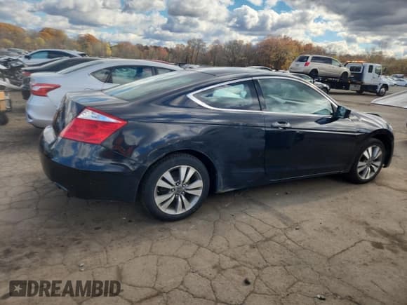 ✅ 2008 Honda Accord EX • VIN: 1HGCS127X8A014633 • Лот: 91384485. Опубликован ранее на Copart с пробегом 254 479 миль. Бесплатный доступ к архиву аукционных продаж из США и подробный отчёт об истории автомобиля на DreamBid. Изображение 3.