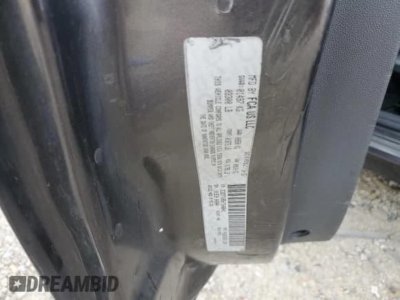 ✅ 2017 FIAT 500 Pop • VIN: 3C3CFFKR5HT548041 • Лот: 92289985. Опубликован ранее на Copart с пробегом 170 712 миль. Бесплатный доступ к архиву аукционных продаж из США и подробный отчёт об истории автомобиля на DreamBid. Изображение 12.