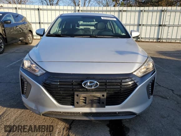 ✅ 2017 Hyundai Ioniq SEL • VIN: KMHC75LCXHU018937 • Lot: 84995464. Wystawiony na Copart z przebiegiem 126 791 mil. Bezpłatny archiwum sprzedaży aukcyjnych z USA i szczegółowy raport historii pojazdu na DreamBid. Zdjęcie 5.