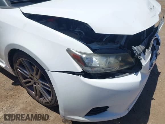 ✅ 2013 Scion tC • VIN: JTKJF5C75D3061253 • Lot: 42327688. Wystawiony na IAAI z przebiegiem 148 544 mil. Bezpłatny archiwum sprzedaży aukcyjnych z USA i szczegółowy raport historii pojazdu na DreamBid. Zdjęcie 13.