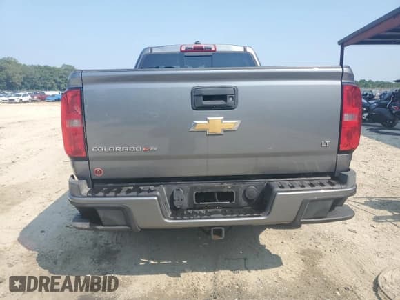 ✅ 2018 Chevrolet Colorado 4WD LT • VIN: 1GCHTCEN8J1111326 • Lot: 67562785. Listed on Copart with 68,233 mi. Free auction sales archive from the USA and detailed vehicle history report at DreamBid. Image 6.