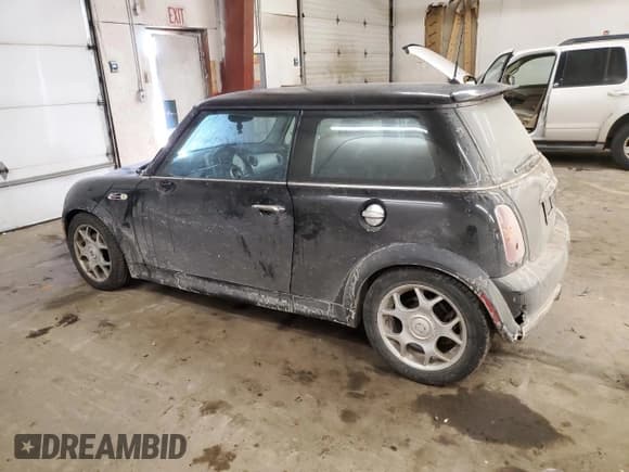 ✅ 2004 MINI Hardtop S • VIN: WMWRE33424TD80732 • Lot: 43086035. Listed on Copart with 160,928 mi. Free auction sales archive from the USA and detailed vehicle history report at DreamBid. Image 2.