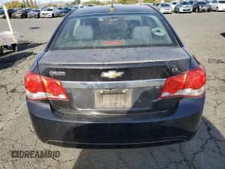 2016 Chevrolet Cruze LT z VIN 1G1PE5SB9G7205256, wystawiony jako Copart lot #84465615 z przebiegiem 86 516 mil mil oraz Szkoda całkowita • Salvage title. Historia ofert i sprzedaży dostępna na DreamBid. Obrazek 6.