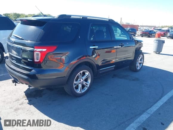 ✅ 2015 Ford Explorer Limited • VIN: 1FM5K8F81FGB81617 • Лот: 43488853. Опубликован ранее на IAAI с пробегом 156 710 миль. Бесплатный доступ к архиву аукционных продаж из США и подробный отчёт об истории автомобиля на DreamBid. Изображение 4.