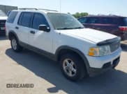 ✅ 2003 Ford Explorer XLT • VIN: 1FMDU63W83ZB08256 • Lot: 42015597. Wystawiony na IAAI z przebiegiem 248 856 mil. Bezpłatny archiwum sprzedaży aukcyjnych z USA i szczegółowy raport historii pojazdu na DreamBid. Zdjęcie 1.