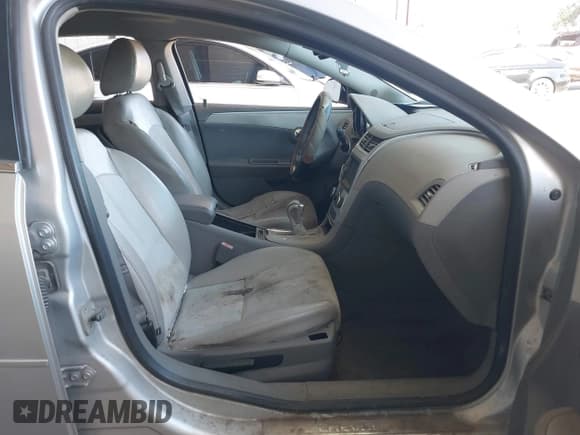 ✅ 2011 Chevrolet Malibu 2LT • VIN: 1G1ZD5EU9BF143588 • Lot: 43491411. Listed on IAAI with 218,559 mi. Free auction sales archive from the USA and detailed vehicle history report at DreamBid. Image 5.