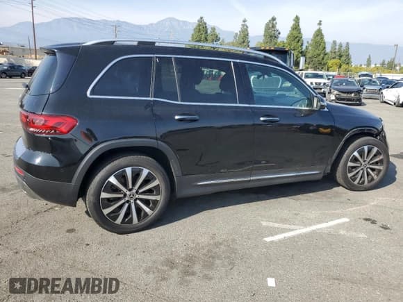 ✅ 2021 Mercedes-Benz GLB 250 • VIN: W1N4M4GB6MW125763 • Lot: 90992965. Wystawiony na Copart z przebiegiem 79 830 mil. Bezpłatny archiwum sprzedaży aukcyjnych z USA i szczegółowy raport historii pojazdu na DreamBid. Zdjęcie 3.