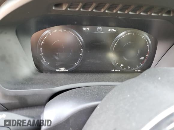 ✅ 2020 Volvo XC90 Momentum • VIN: YV4102CK5L1621422 • Лот: 49204565. Опубликован ранее на Copart с пробегом 29 860 миль. Бесплатный доступ к архиву аукционных продаж из США и подробный отчёт об истории автомобиля на DreamBid. Изображение 9.