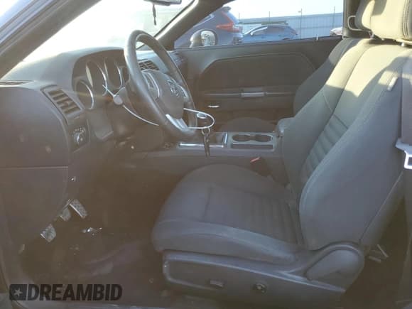 ✅ 2014 Dodge Challenger R/T 100th Anniversary Appearance • VIN: 2C3CDYBTXEH185303 • Lot: 75899424. Wystawiony na Copart z przebiegiem 199 257 mil. Bezpłatny archiwum sprzedaży aukcyjnych z USA i szczegółowy raport historii pojazdu na DreamBid. Zdjęcie 7.