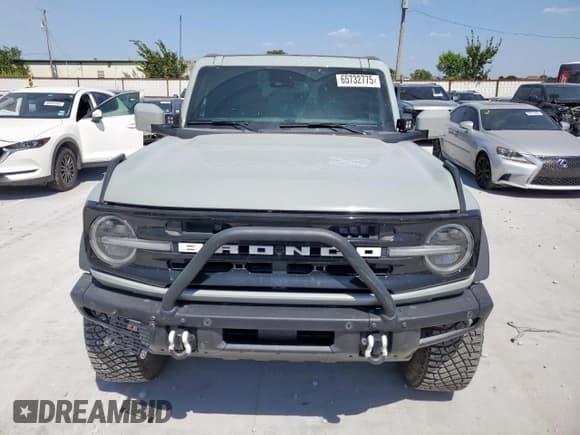 ✅ 2022 Ford Bronco • VIN: 1FMEE5DP5NLB68147 • Lot: 65732775. Wystawiony na Copart z przebiegiem 17 926 mil. Bezpłatny archiwum sprzedaży aukcyjnych z USA i szczegółowy raport historii pojazdu na DreamBid. Zdjęcie 5.