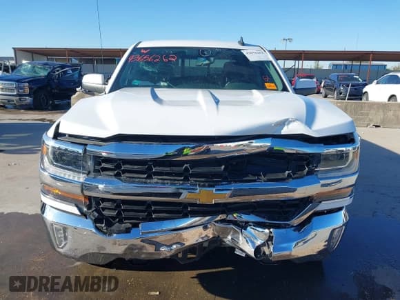 ✅ 2018 Chevrolet Silverado 1500 LT • VIN: 3GCPCREC2JG163338 • Lot: 43656262. Wystawiony na IAAI z przebiegiem 110 223 mil. Bezpłatny archiwum sprzedaży aukcyjnych z USA i szczegółowy raport historii pojazdu na DreamBid. Zdjęcie 13.