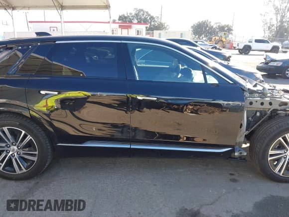 ✅ 2024 Cadillac LYRIQ Luxury • VIN: 1GYKPPRL6RZ135058 • Lot: 41679410. Listed on IAAI with 8,353 mi. Free auction sales archive from the USA and detailed vehicle history report at DreamBid. Image 14.