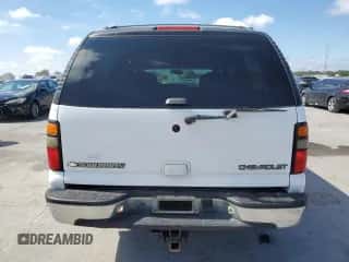 2005 Chevrolet Suburban LT с VIN 3GNEC16Z35G275932, выставлен на аукционе Copart как лот 73387344 с пробегом 176 322 миль миль и Списание • Salvage title. История ставок и продаж доступна на DreamBid. Изображение 6.