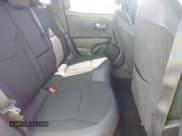 ✅ 2018 Jeep Renegade Latitude • VIN: ZACCJBBB5JPG97763 • Lot: 42601434. Wystawiony na IAAI z przebiegiem 75 916 mil. Bezpłatny archiwum sprzedaży aukcyjnych z USA i szczegółowy raport historii pojazdu na DreamBid. Zdjęcie 8.