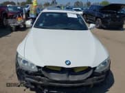 ✅ 2012 BMW 3 Series 335i • VIN: WBAKG7C50CE802783 • Lot: 42147783. Wystawiony na IAAI z przebiegiem 76 083 mil. Bezpłatny archiwum sprzedaży aukcyjnych z USA i szczegółowy raport historii pojazdu na DreamBid. Zdjęcie 13.