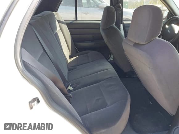 ✅ 2008 Ford Police Interceptor • VIN: 2FAFP71V98X144920 • Lot: 41708440. Wystawiony na IAAI z przebiegiem 220 381 mil. Bezpłatny archiwum sprzedaży aukcyjnych z USA i szczegółowy raport historii pojazdu na DreamBid. Zdjęcie 8.