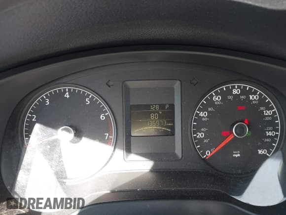 ✅ 2011 Volkswagen Jetta SE • VIN: 3VWDX7AJ4BM309187 • Lot: 43527811. Wystawiony na IAAI z przebiegiem 135 973 mil. Bezpłatny archiwum sprzedaży aukcyjnych z USA i szczegółowy raport historii pojazdu na DreamBid. Zdjęcie 7.