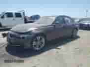 2016 BMW 3 Series z VIN WBA8E7C57GK415560, wystawiony jako Copart lot #60493425 z przebiegiem 37 702 mil mil oraz Szkoda całkowita • Salvage title. Historia ofert i sprzedaży dostępna na DreamBid. Obrazek 1.