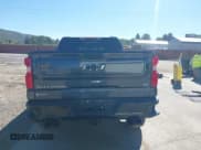 ✅ 2021 Chevrolet Silverado 1500 LT Trail Boss • VIN: 1GCPYFED9MZ355983 • Lot: 43345360. Wystawiony na IAAI z przebiegiem 94 150 mil. Bezpłatny archiwum sprzedaży aukcyjnych z USA i szczegółowy raport historii pojazdu na DreamBid. Zdjęcie 16.