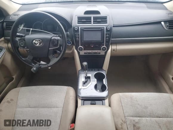 ✅ 2012 Toyota Camry XLE • VIN: 4T1BD1FK4CU016495 • Lot: 90742345. Wystawiony na Copart z przebiegiem 190 547 mil. Bezpłatny archiwum sprzedaży aukcyjnych z USA i szczegółowy raport historii pojazdu na DreamBid. Zdjęcie 8.