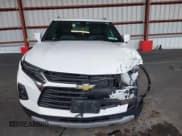 ✅ 2020 Chevrolet Blazer LT • VIN: 3GNKBJRS6LS560770 • Lot: 42036012. Wystawiony na IAAI z przebiegiem 56 505 mil. Bezpłatny archiwum sprzedaży aukcyjnych z USA i szczegółowy raport historii pojazdu na DreamBid. Zdjęcie 12.