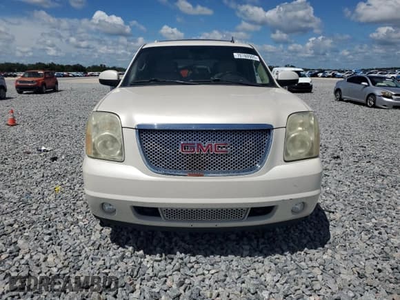 ✅ 2009 GMC Yukon Denali • VIN: 1GKFK03299R258354 • Лот: 70780905. Опубликован ранее на Copart с пробегом 130 037 миль. Бесплатный доступ к архиву аукционных продаж из США и подробный отчёт об истории автомобиля на DreamBid. Изображение 5.