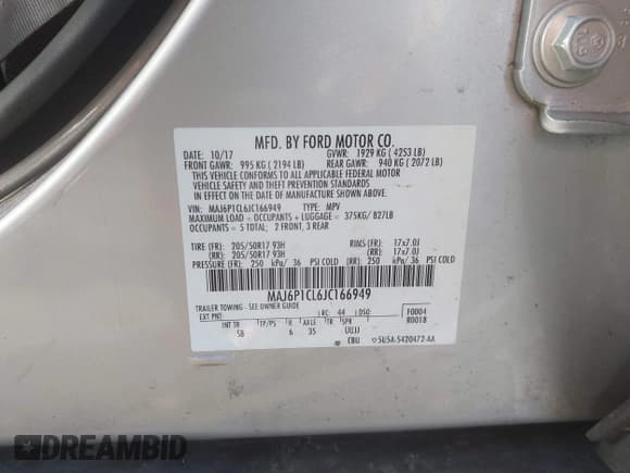 ✅ 2018 Ford EcoSport SES • VIN: MAJ6P1CL6JC166949 • Lot: 43424240. Wystawiony na IAAI z przebiegiem 125 735 mil. Bezpłatny archiwum sprzedaży aukcyjnych z USA i szczegółowy raport historii pojazdu na DreamBid. Zdjęcie 9.