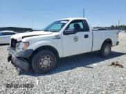 ✅ 2013 Ford F-150 XL • VIN: 1FTMF1CF9DFC58803 • Лот: 52379255. Опубликован ранее на Copart с пробегом 76 194 миль. Бесплатный доступ к архиву аукционных продаж из США и подробный отчёт об истории автомобиля на DreamBid. Изображение 1.